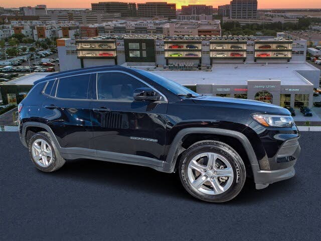 2023 Jeep Compass Latitude 4WD