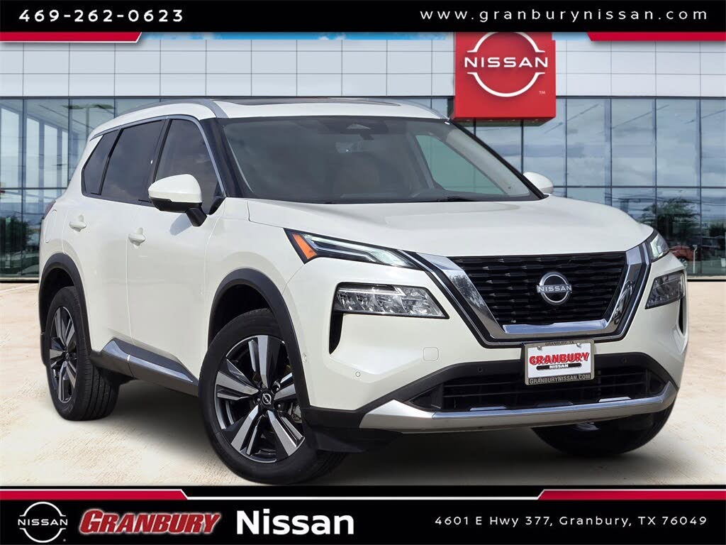 2023 Nissan Rogue Platinum FWD