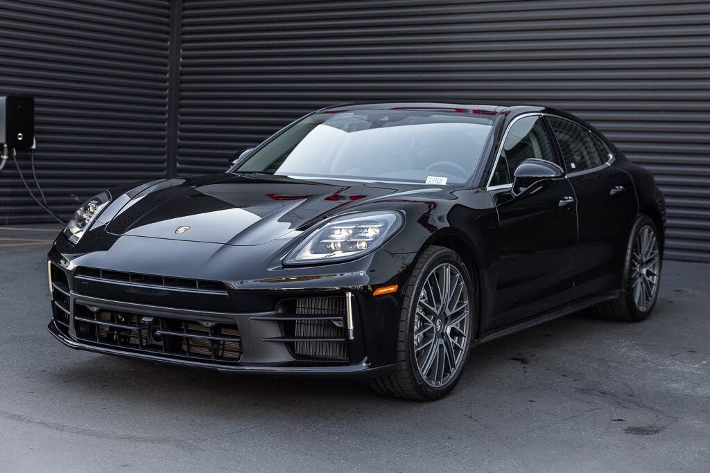 2024 Porsche Panamera 4 AWD