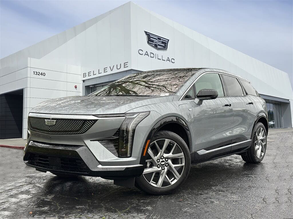 2026 Cadillac OPTIQ Luxury AWD