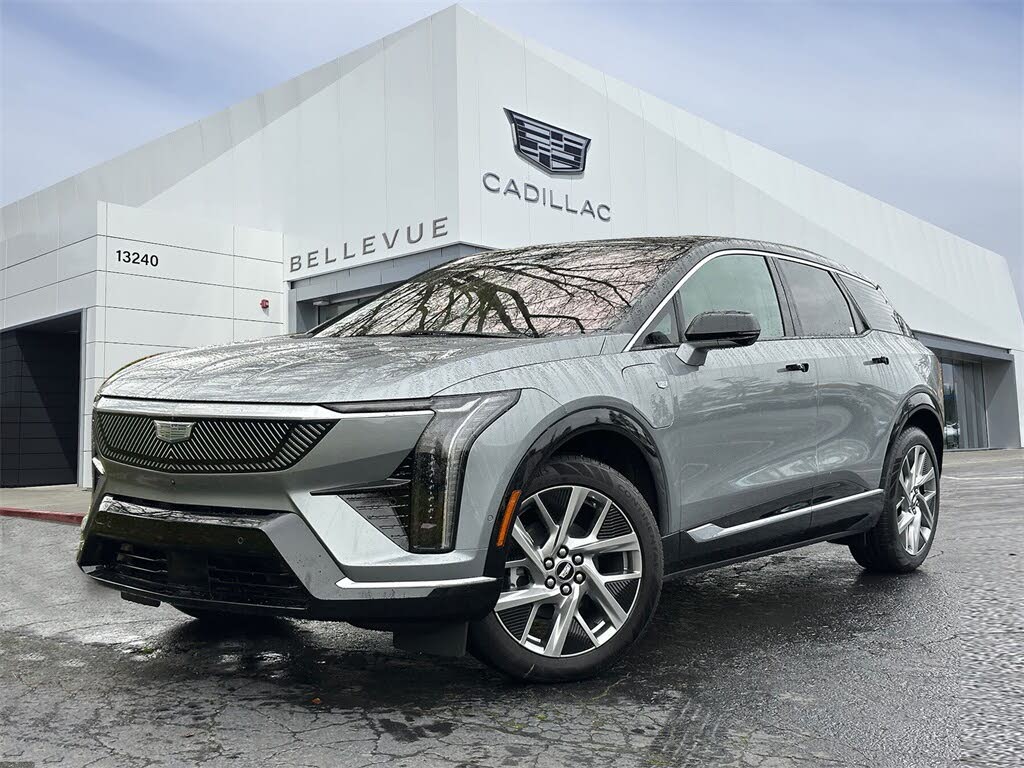 2026 Cadillac OPTIQ Luxury AWD