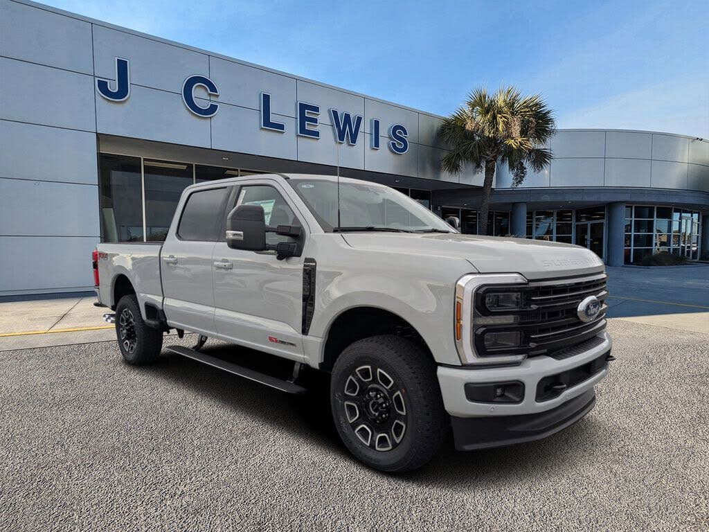 2026 Ford F-350 Super Duty Platinum Crew Cab 4WD