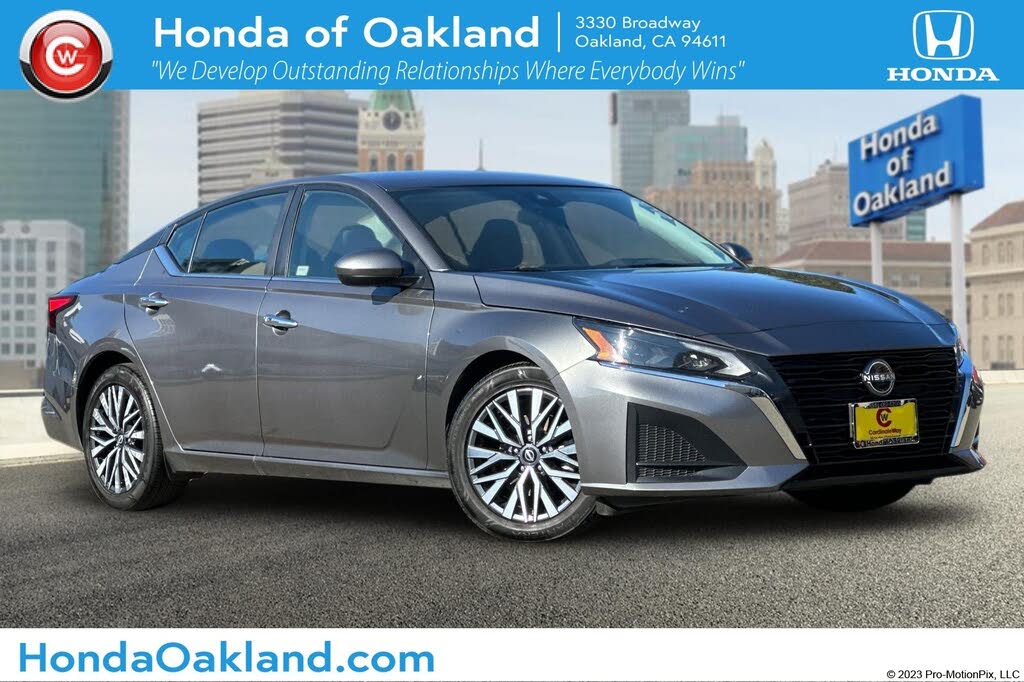 2023 Nissan Altima 2.5 SV FWD