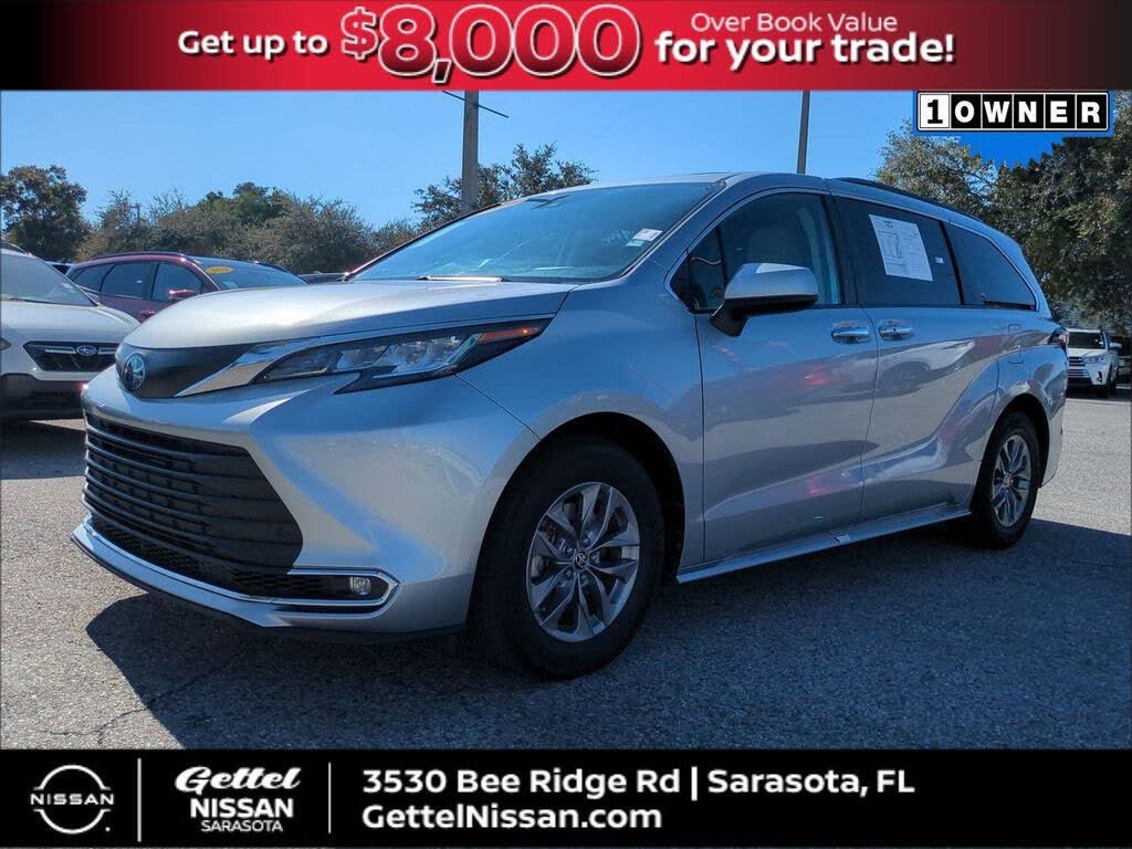 2023 Toyota Sienna XLE 7-Passenger FWD