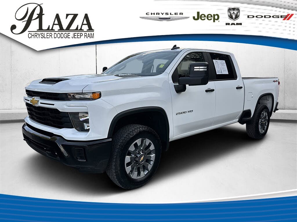 2024 Chevrolet Silverado 2500HD Custom Crew Cab 4WD