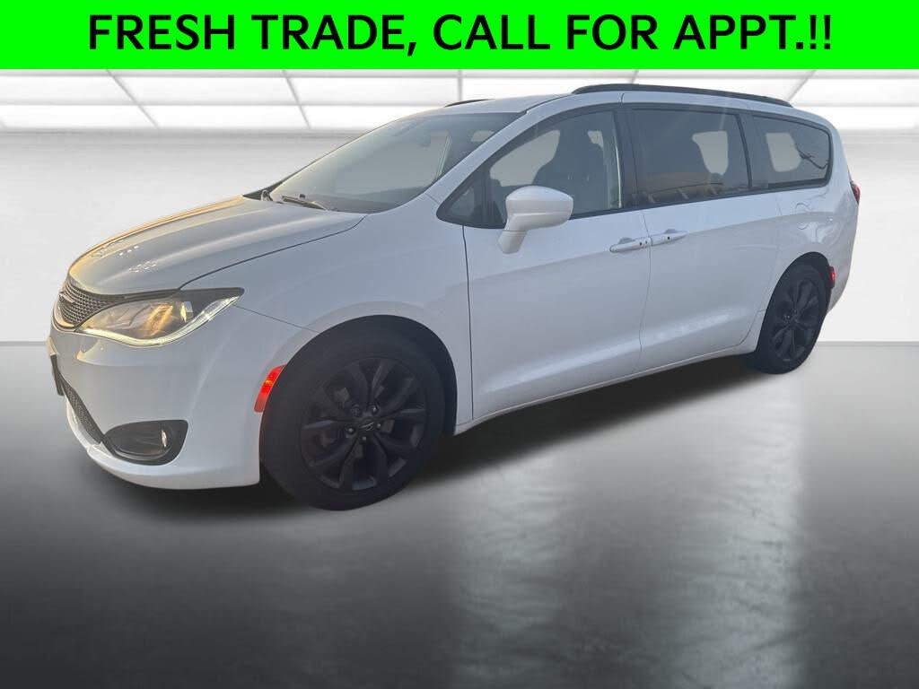 2019 Chrysler Pacifica Touring Plus FWD