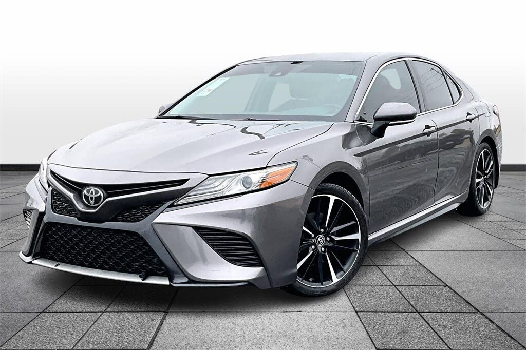 2019 Toyota Camry XSE FWD