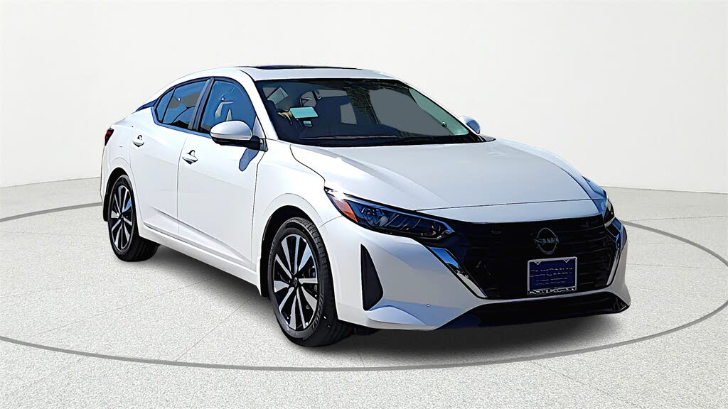 2025 Nissan Sentra SV FWD