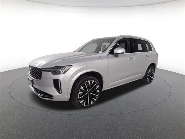 2025 Volvo XC90 B5 Plus Bright Theme 7-Passenger AWD