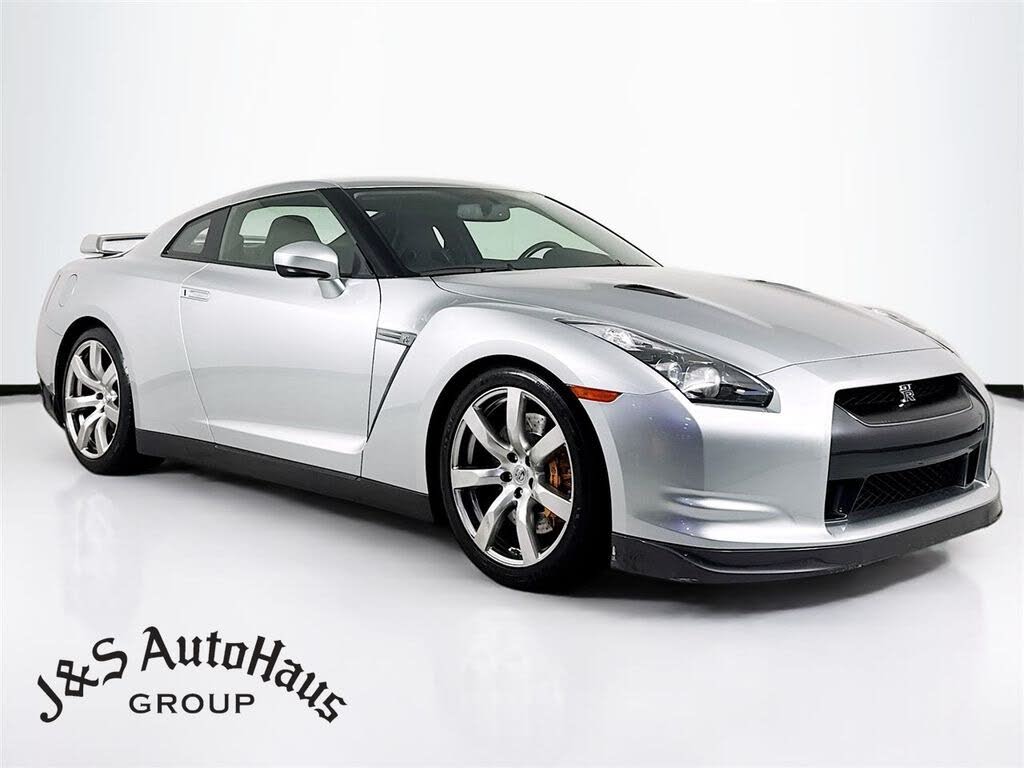 2009 Nissan GT-R Premium AWD