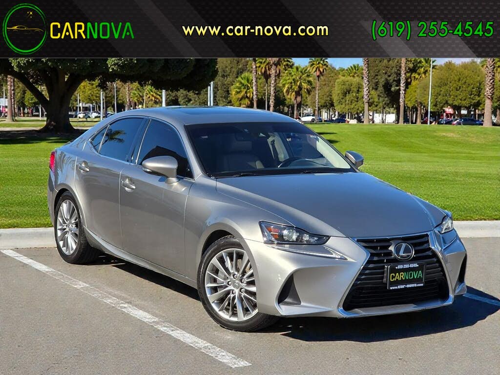 2019 Lexus IS 300 RWD