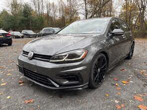 Volkswagen Golf R AWD
