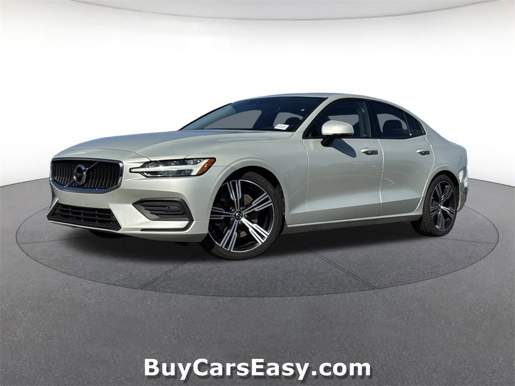 2019 Volvo S60 T5 Momentum FWD