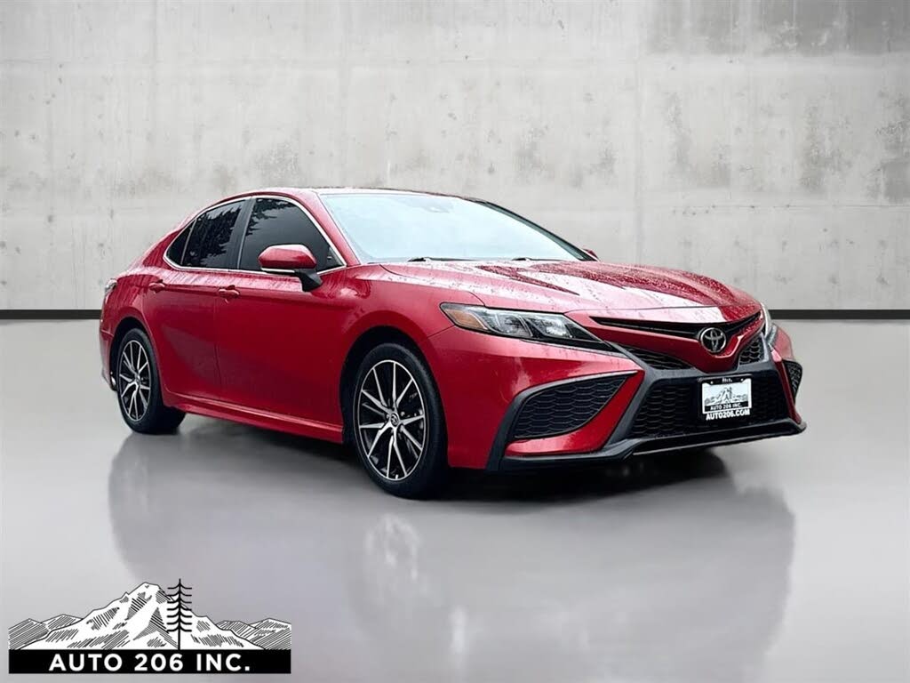 2021 Toyota Camry SE Nightshade FWD