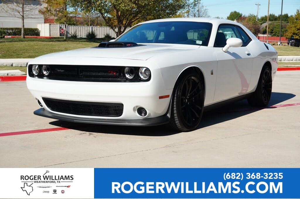 2022 Dodge Challenger R/T Scat Pack RWD