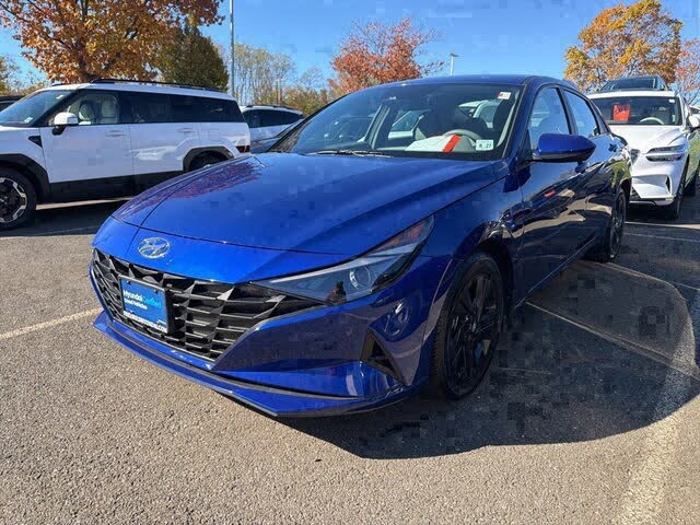 2023 Hyundai Elantra SEL FWD
