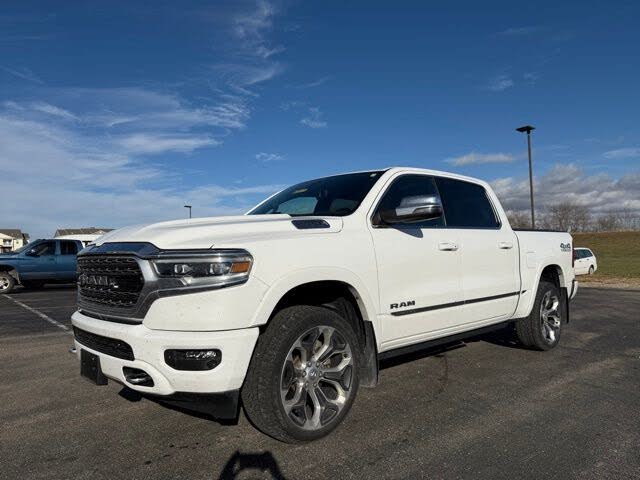 2023 RAM 1500 Limited Crew Cab 4WD