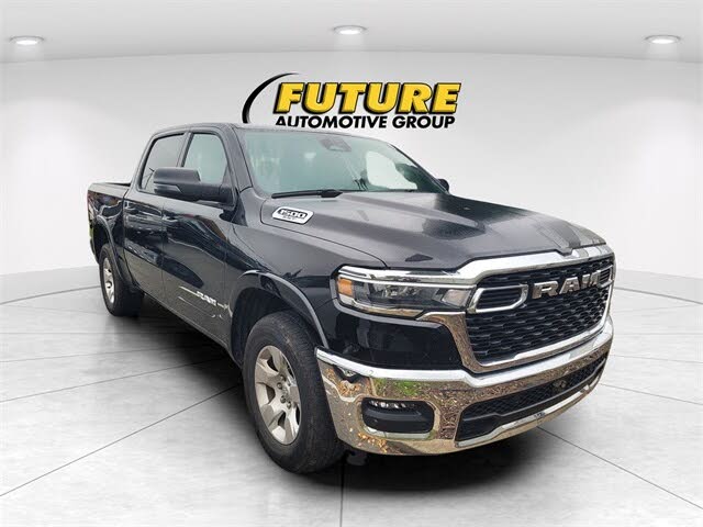 2025 RAM 1500 Big Horn Crew Cab 4WD