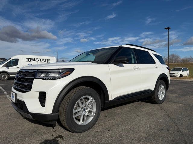 2026 Ford Explorer Active AWD