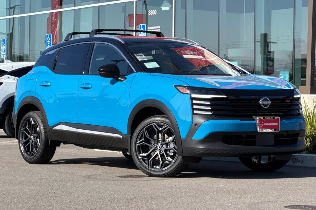 2026 Nissan Kicks SR AWD