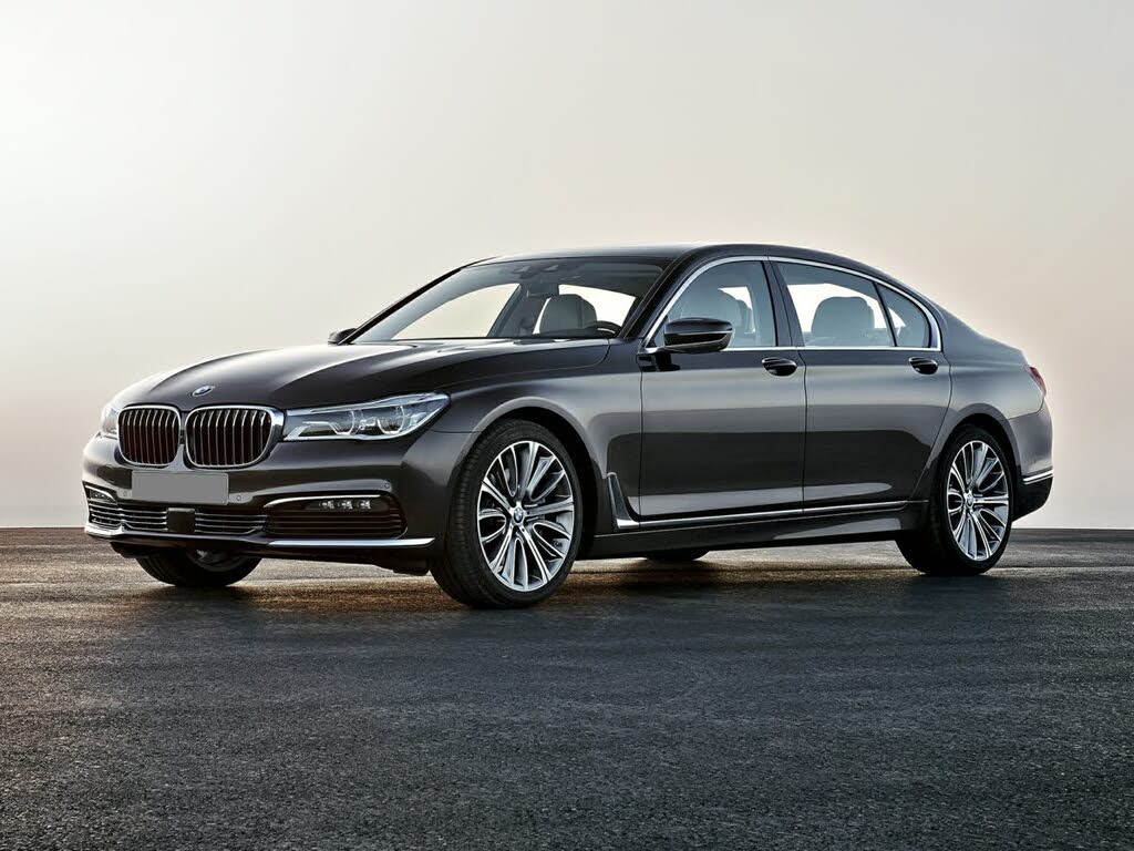 2018 BMW 7 Series 750i RWD