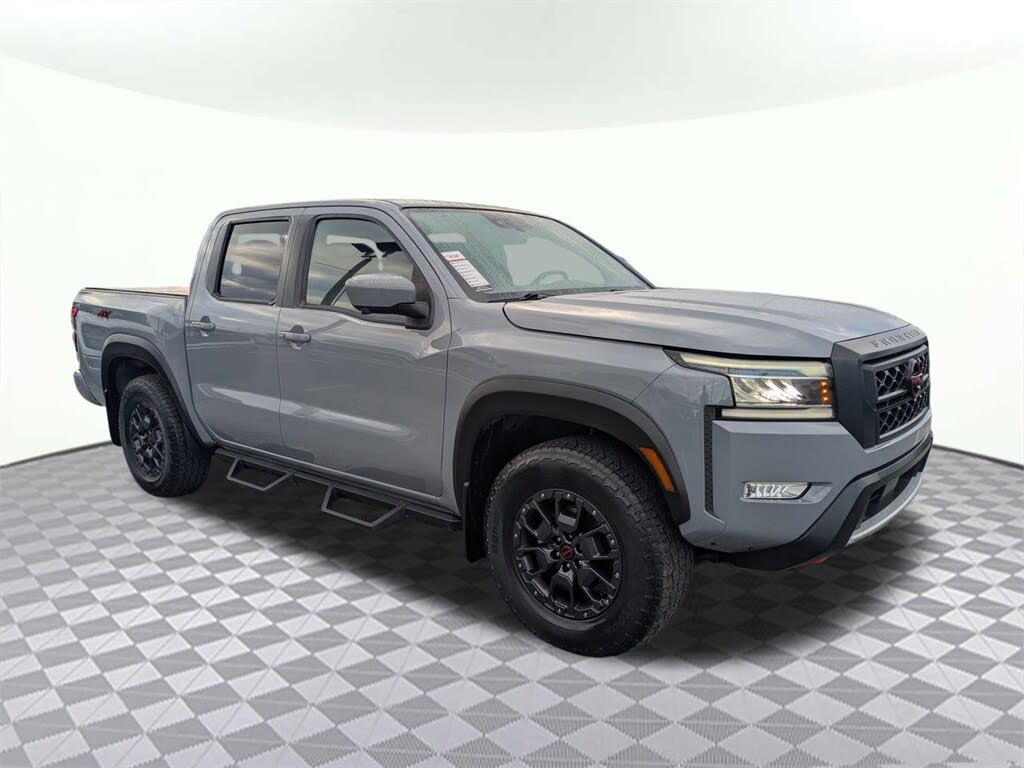 2022 Nissan Frontier PRO-4X Crew Cab 4WD
