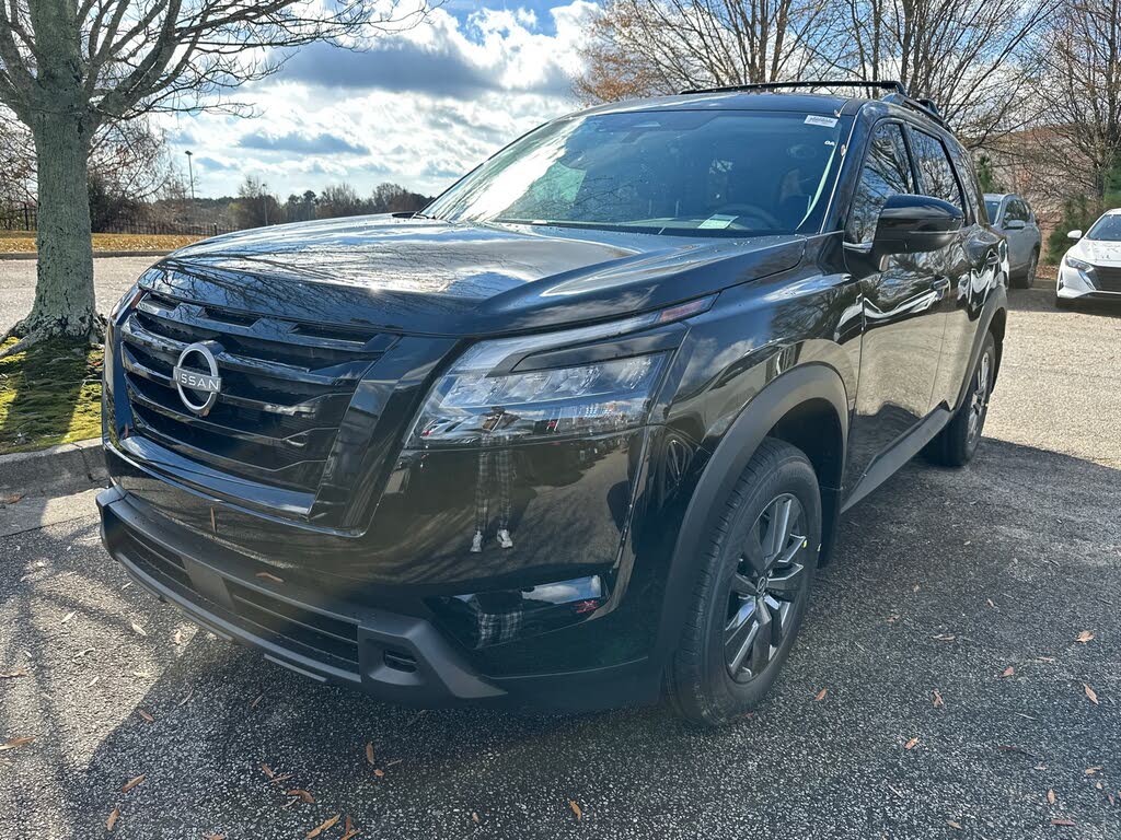 2025 Nissan Pathfinder SV FWD