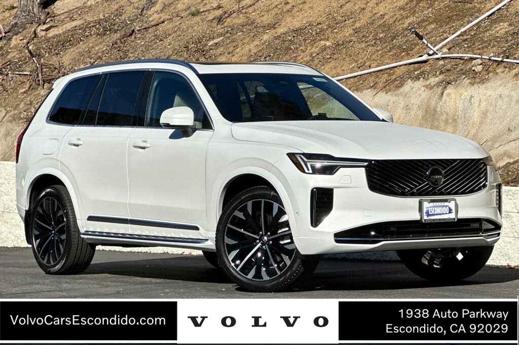 2026 Volvo XC90 B6 Plus 7-Passenger AWD