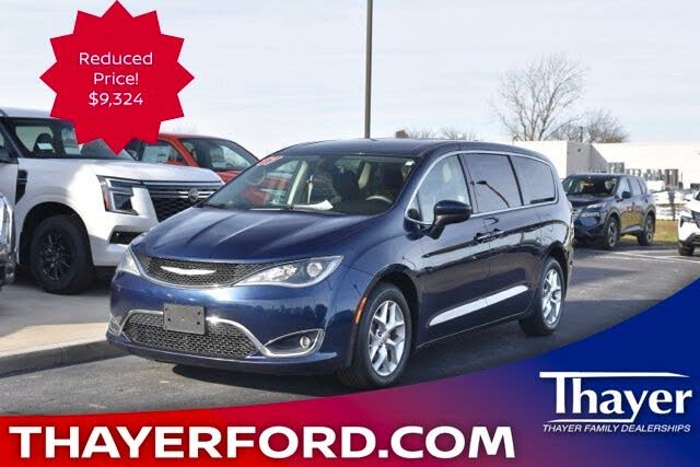 2017 Chrysler Pacifica Touring L FWD