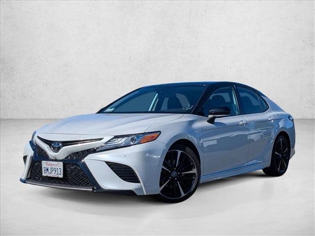 2020 Toyota Camry XSE V6 FWD