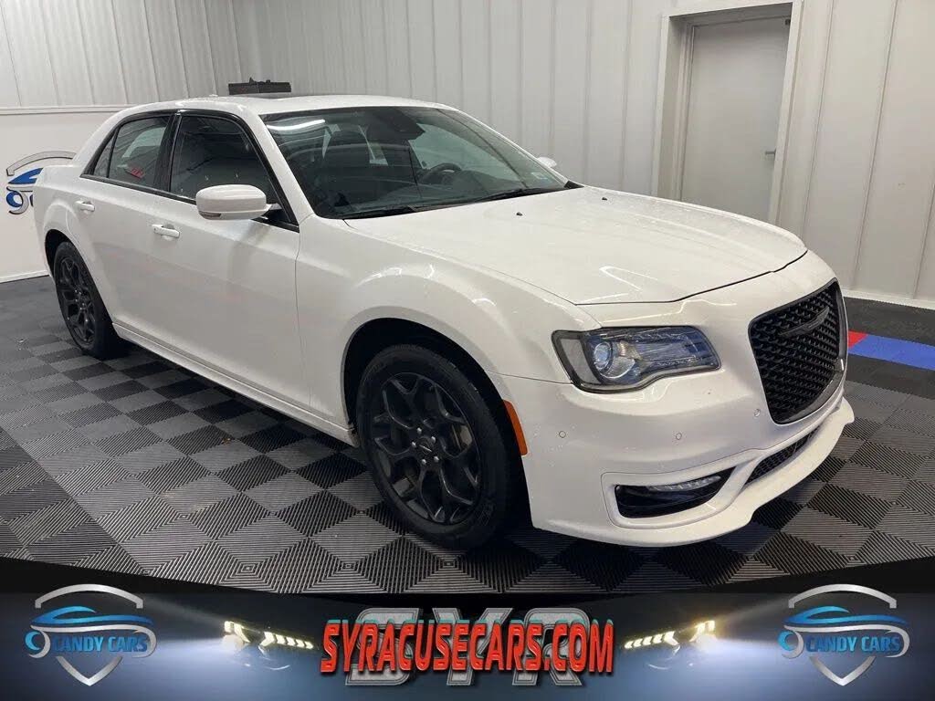 2023 Chrysler 300 Touring L AWD