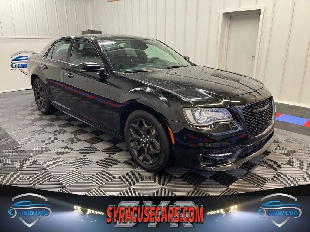 2023 Chrysler 300 Touring L AWD