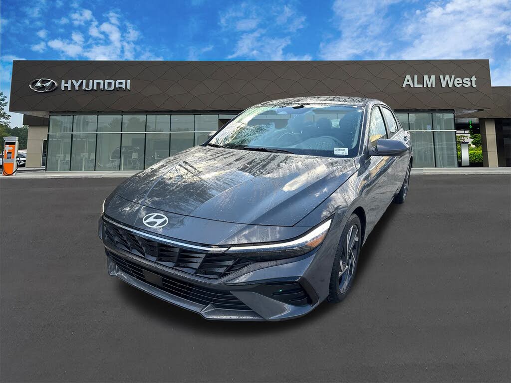 2025 Hyundai Elantra SEL Convenience FWD