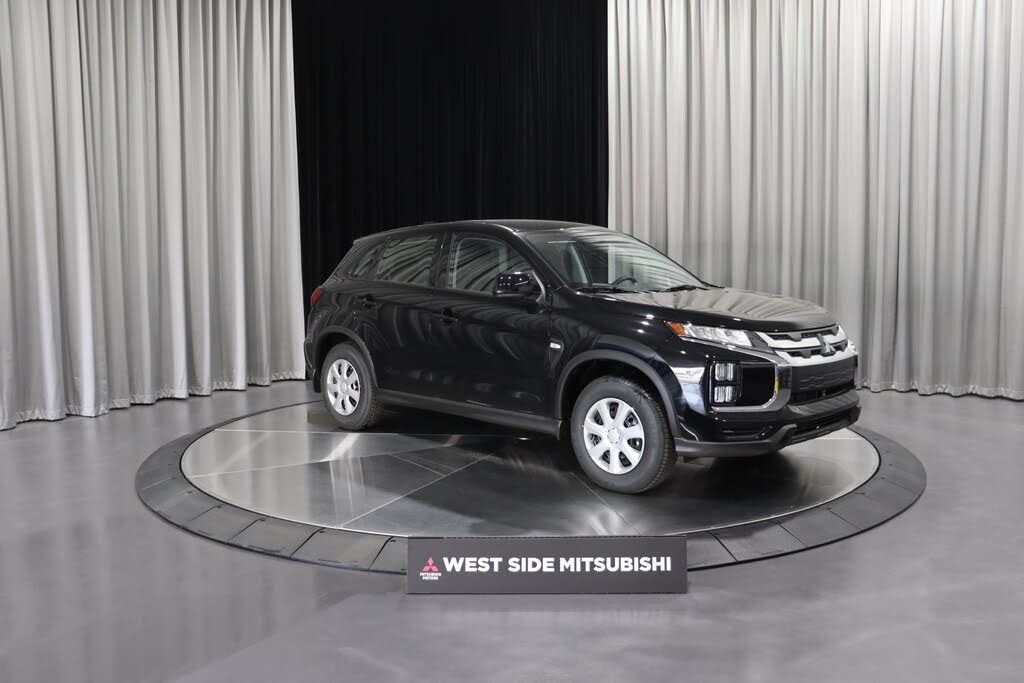 Mitsubishi RVR ES FWD 2026