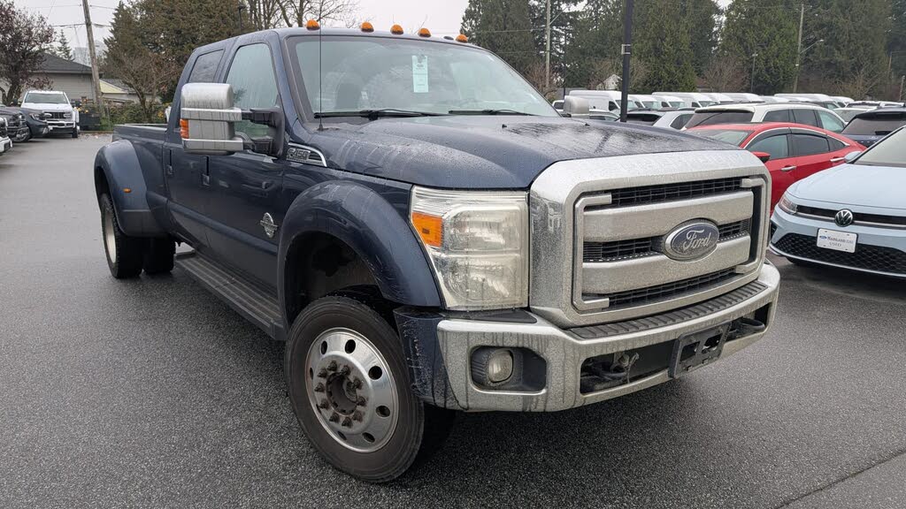 2016 Ford F-450 Super Duty Lariat Crew Cab LB DRW 4WD