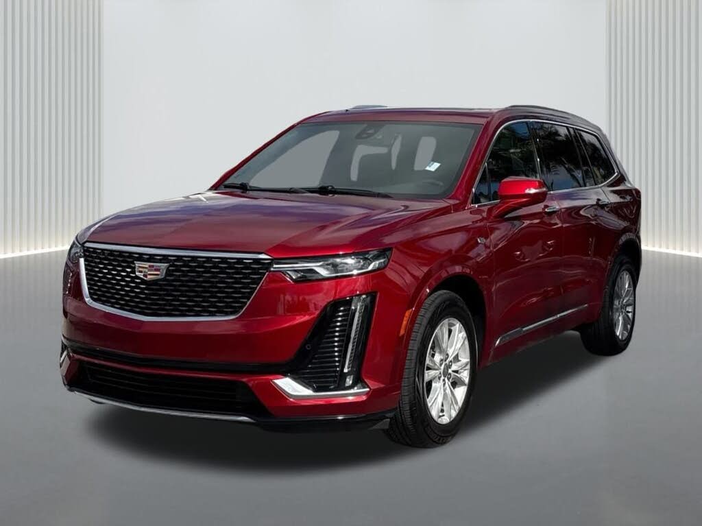 2022 Cadillac XT6 Luxury FWD