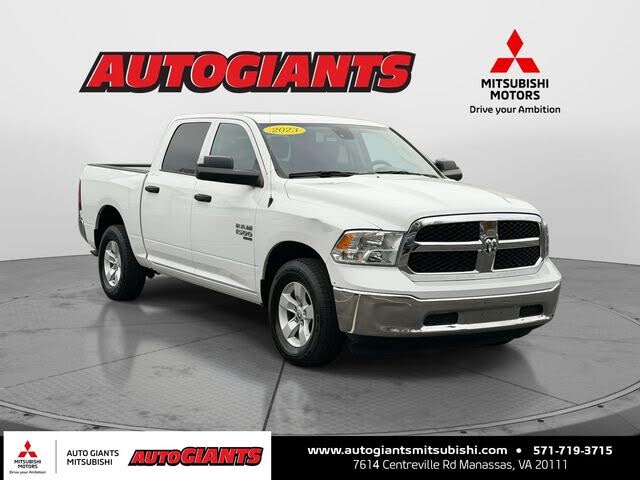 2023 RAM 1500 Classic SLT Crew Cab 4WD