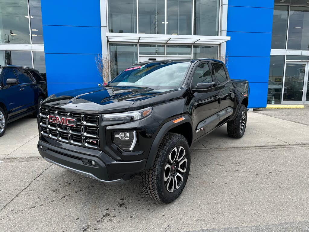 2025 GMC Canyon AT4 Crew Cab 4WD
