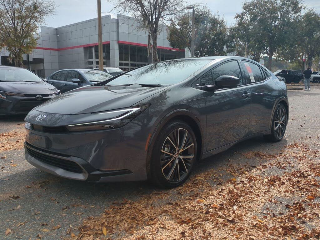 2026 Toyota Prius XLE FWD