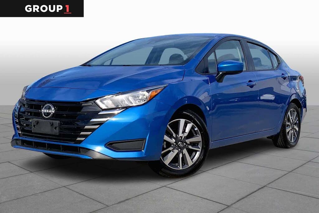 2023 Nissan Versa SV FWD