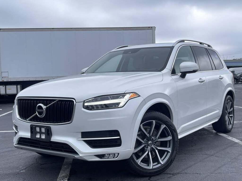 2019 Volvo XC90 T5 Momentum AWD