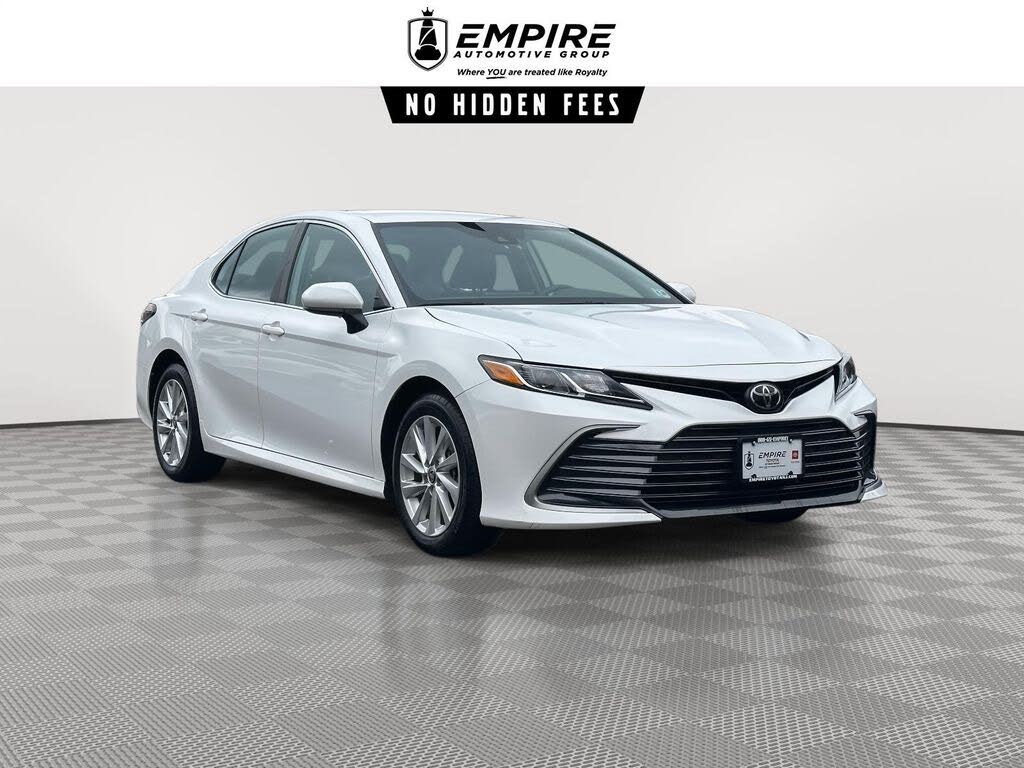 2023 Toyota Camry LE AWD
