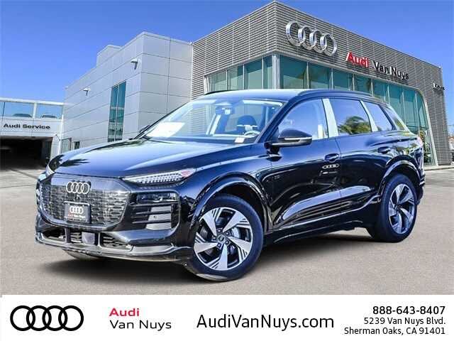 2025 Audi Q6 e-tron quattro Premium Plus