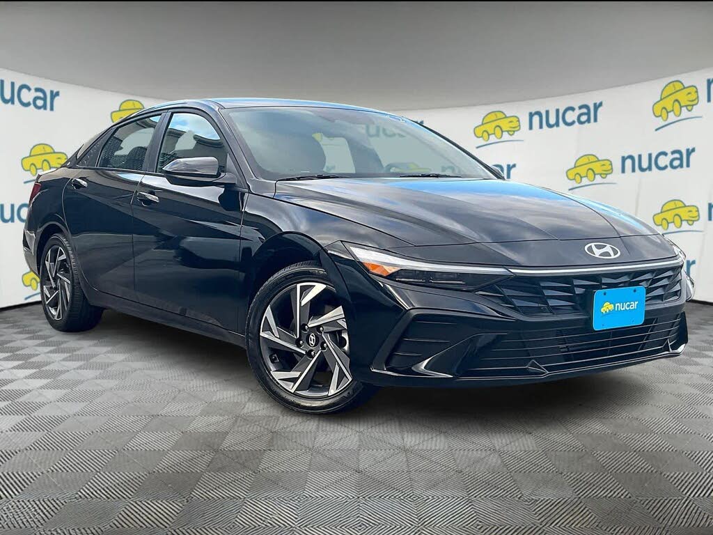 2025 Hyundai Elantra SEL Sport FWD