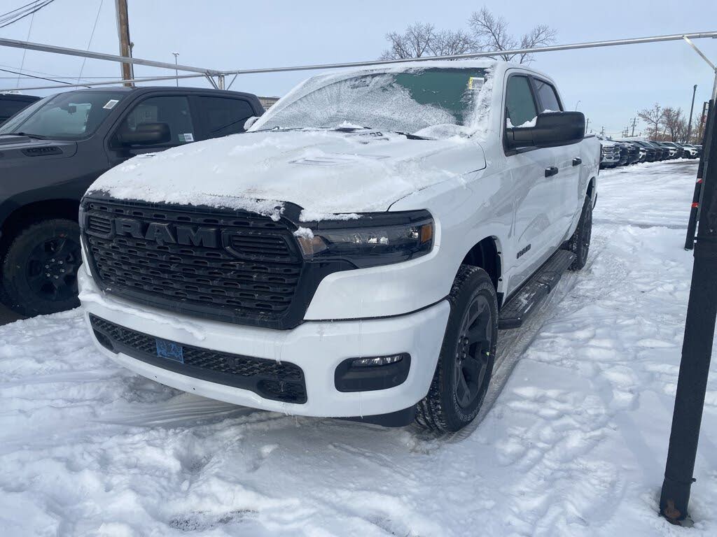 2025 RAM 1500 Tradesman Crew Cab 4WD