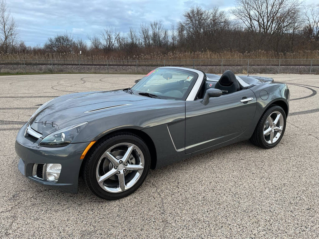 2008 Saturn Sky Red Line