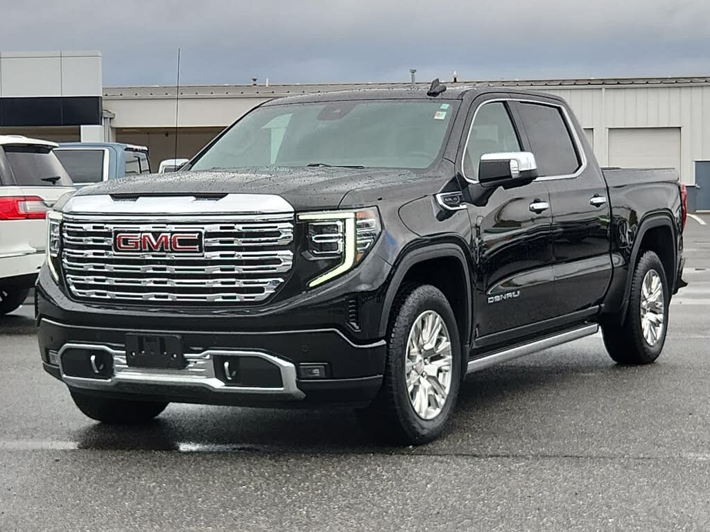 2022 GMC Sierra 1500 Denali Crew Cab 4WD