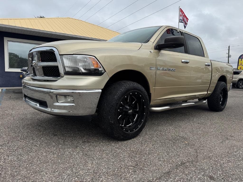 2011 RAM 1500 ST Crew Cab 4WD