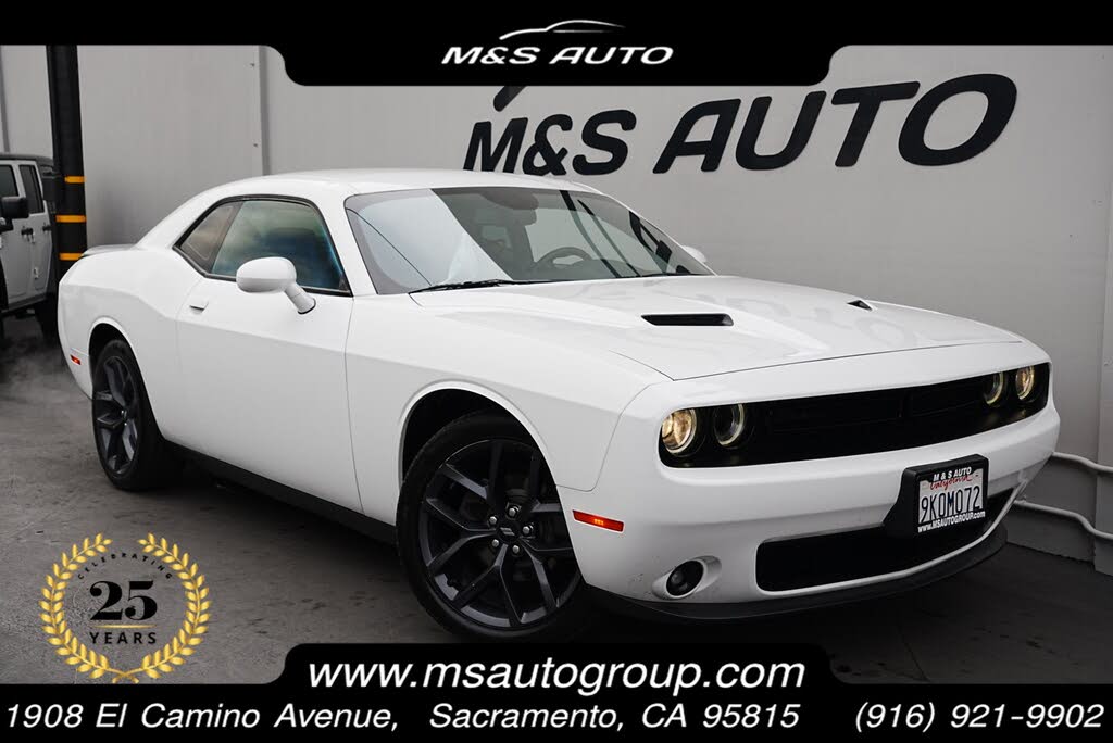 2019 Dodge Challenger SXT RWD