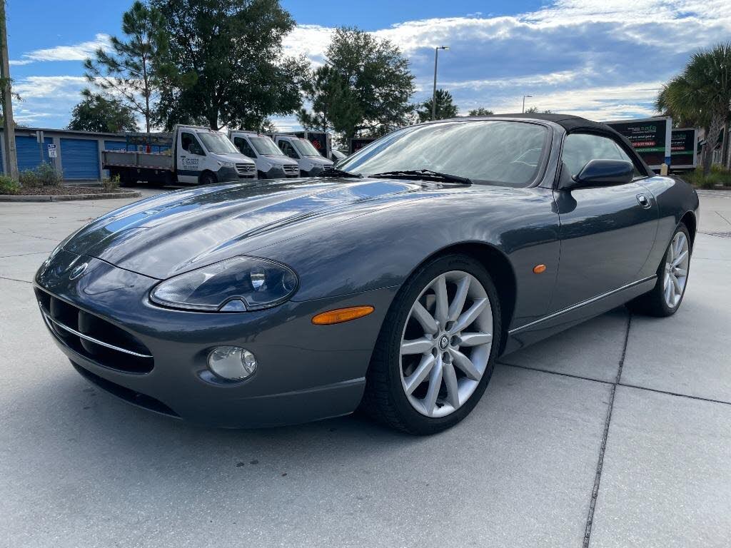 2005 Jaguar XK-Series XK8 Convertible RWD